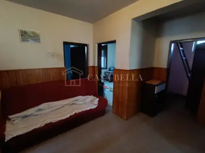 Samostojeća kuća plus 2 parcele - 13