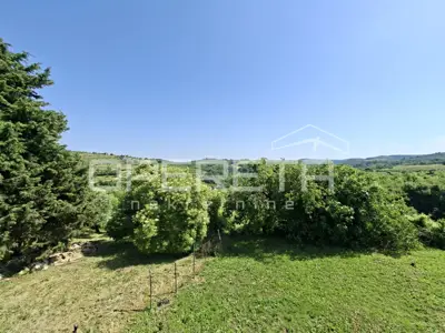 Istra, Momjan - Haus auf drei Etagen mit offenem Blick und Hof - 2