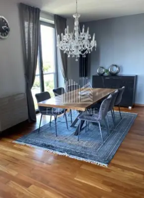 Luxury apartment 196 m², 2 floors + PARKING