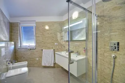 House 220 m², Rovinj - pool and covered terrace - 16
