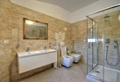 House 220 m², Rovinj - pool and covered terrace - 17