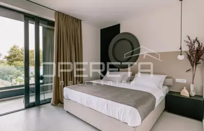 House with pool and 4 bedrooms for rent in Srima - 9