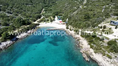 Landwirtschaftsfläche 855 m², Vinišće - 1. Reihe zum Meer - 3