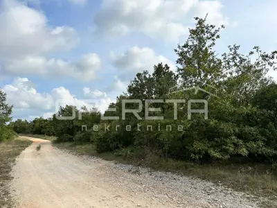Bibići – Industrijsko zemljište I1, 2.377 m² s infrastrukturom i pristupom - 9