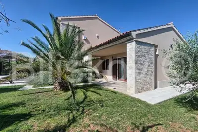Vila 400 m², Juršići - bazen i vrt - 2