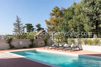 Villa 520 m², south of Split, pool and rooftop terrace - 11