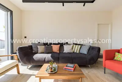 Villa 520 m², south of Split, pool and rooftop terrace - 7