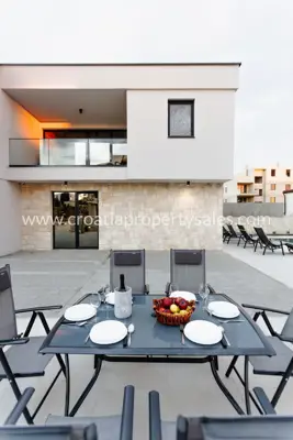 House, Zadar, 230 m², 850 000 € - 8