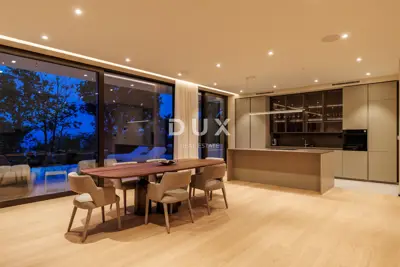 Villa 250 m², Mošćenička Draga - atemberaubender Panoramablick auf das Meer - 11