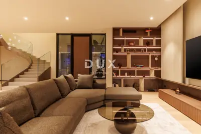 Villa 250 m², Mošćenička Draga - atemberaubender Panoramablick auf das Meer - 13