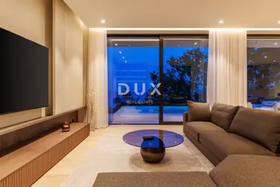 Villa 250 m², Mošćenička Draga - atemberaubender Panoramablick auf das Meer - 14