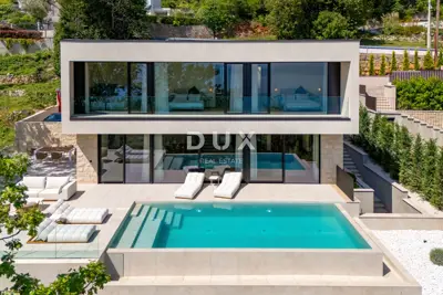 Villa 250 m², Mošćenička Draga - atemberaubender Panoramablick auf das Meer