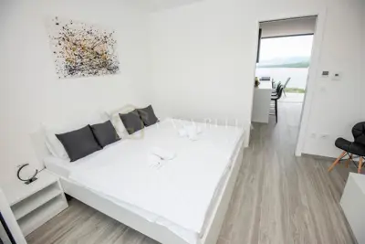 Krk, Malinska - luxuriöses Penthouse mit Meerblick - 15