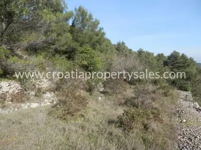 Land, Otok Vis, 25 200 m², 151 200 € - 4