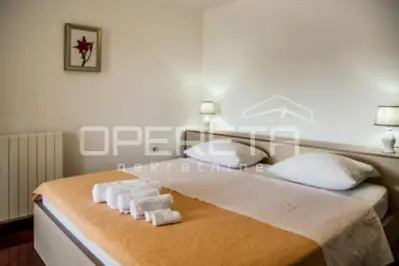 Haus in Cista Provo, 2.200 m² Garten und touristisches Potenzial - 10