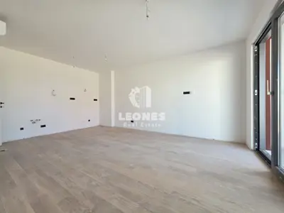 Hochwertige Wohnung im ersten Stock eines Neubaus in Umag - 3