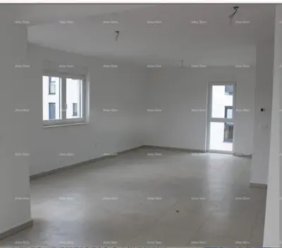 Geräumige 5-Zimmer-Wohnung mit einer Fläche von 150 m², Poreč - 9
