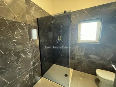 Renovirana kuća u blizini Labina - 9
