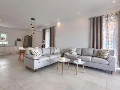 Kuća 154 m², Vodnjan - moderna prizemnica s bazenom - 11