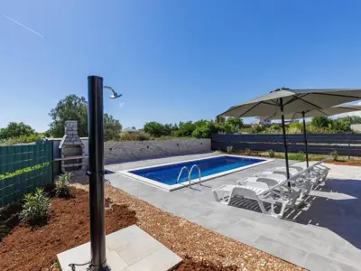 Kuća 154 m², Vodnjan - moderna prizemnica s bazenom - 5