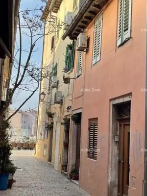 Haus 186 m², Rovinj Zentrum, Nähe des Hauptplatzes