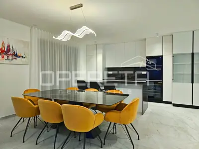 Villa 320 m², Podstrana - Meerblick und Pool - 16