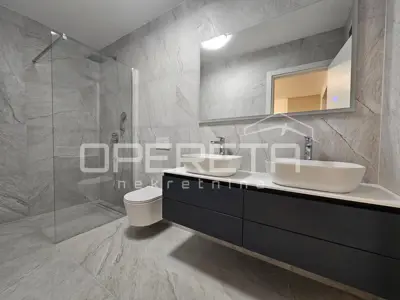 Villa 320 m², Podstrana - Meerblick und Pool - 12