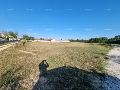 Građevinsko zemljište 701 m², Karlovići kod Žminja, mirna lokacija - 2