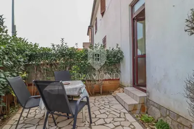 House 268 m², Rovinj center - 3 residential units - 16