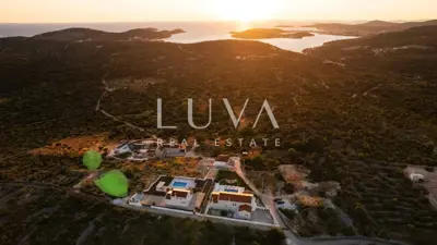 Građevinsko zemljište 1.732 m², Dvornica, Rogoznica - pogled na more - 4