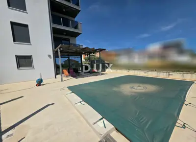 Wohnung 90,6 m², Medulin - 2 Zimmer, Garten und Pool