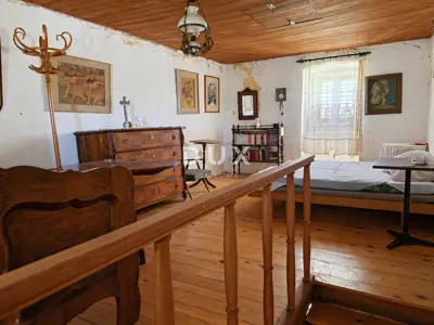 Steinhaus 60 m², Kornić - Garten und Garage - 10