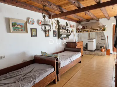 Steinhaus 60 m², Kornić - Garten und Garage - 5