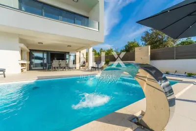Villa 194.23 m², Zaton near Nin - 100 m from the sea - 5