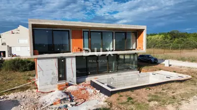 Villa 191,6 m², Vrsi - 3 Schlafzimmer, Sauna und Pool - 8