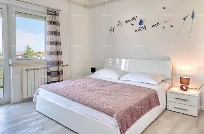 Kuća 260 m², Ližnjan - bazen i mediteranski vrt - 18