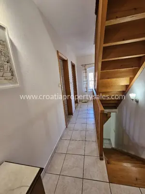 Stone house 216 m², Hvar island, garden and second row from the sea - 8