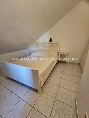 Stone house 216 m², Hvar island, garden and second row from the sea - 12