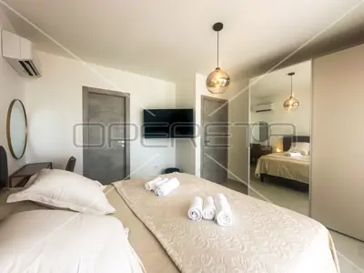 Tematska vila s grijanim bazenom i panoramskim pogledom, Kaštel Stari, Kaštela - 13