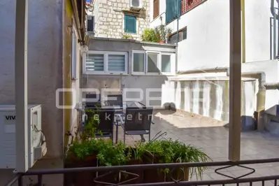 Kuća u nizu u staroj jezgri, Kaštel Lukšić, 90 m² - 16