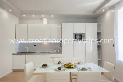 Stan 80 m², Split - blizu Dioklecijanove palače - 6