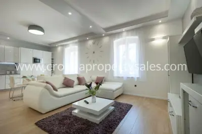 Stan 80 m², Split - blizu Dioklecijanove palače