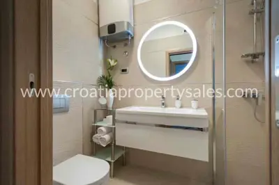 Stan 80 m², Split - blizu Dioklecijanove palače - 8