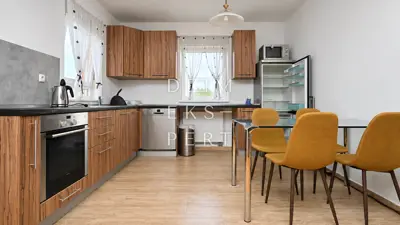 Sesvete, Furnished 3-room apartment, 69 m², parking, 2nd floor - 4