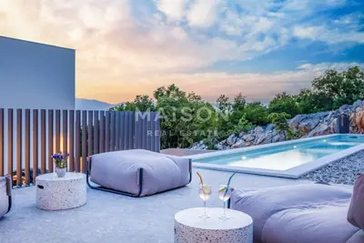Stan 100 m², Kostrena - 3 spavaće sobe i balkon - 8