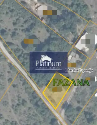 Landwirtschaftsfläche 565 m², Fažana - Zufahrtsweg