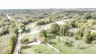 Baugrundstück 712 m², Juršići - ruhige Umgebung - 2