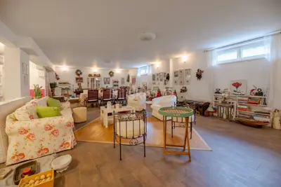 Haus 400 m², Jarun, Blick auf den See und Pool - 14