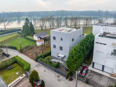 Haus 400 m², Jarun, Blick auf den See und Pool - 21