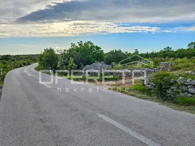 Landwirtschaftliches Anwesen 90.209 m², Zastražišće, Hvar, Agrotourismus - 3
